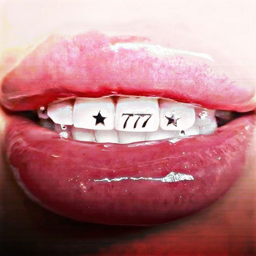 ✨ Soft Aura Lip Gloss